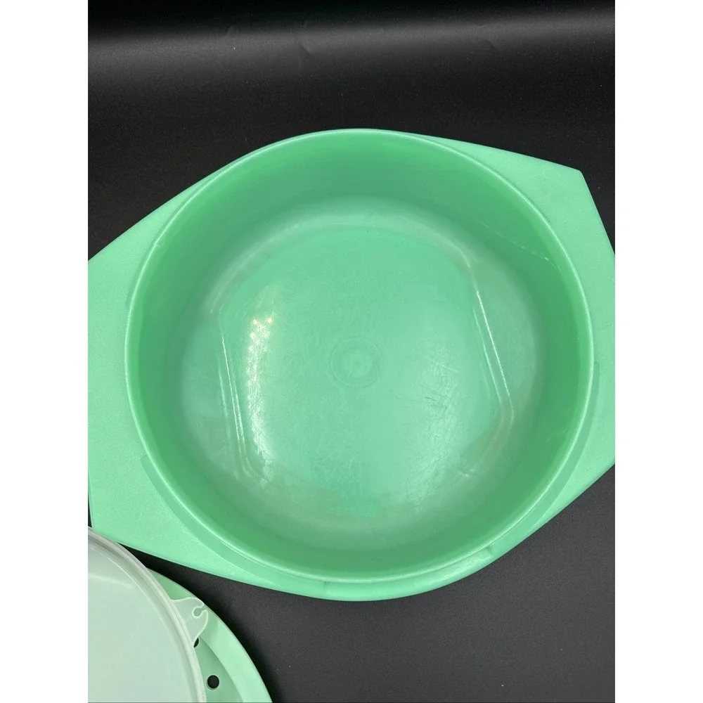 Tupperware Vtg Jadeite Green Salad Serving Bowl Lettuce Cheese Grater + Lid 786